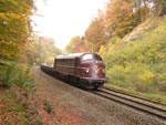 V170 1143 am 27.10.2004 mit einem Arbeitszug, kurz vor Moutfort, Luxembourg